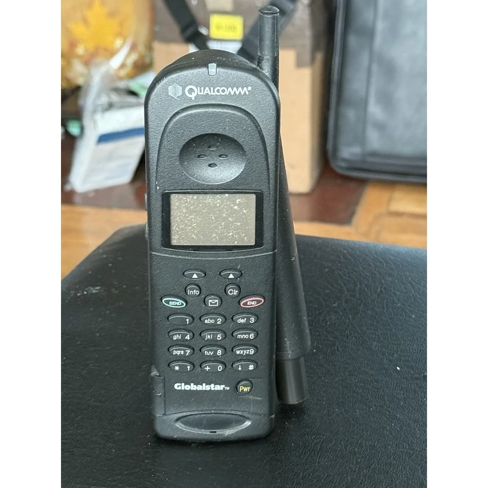 Qualcomm Globalstar GSP-1600 Handheld Tri-Mode Portable Satellite Phone